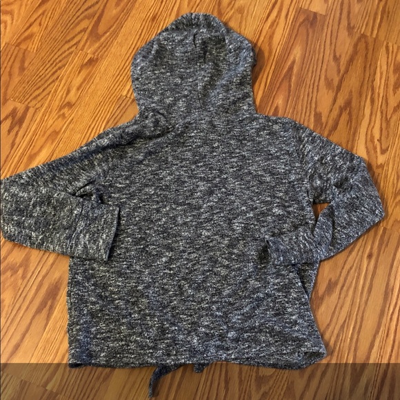 Old Navy like-new Sweater - Picture 3 of 3